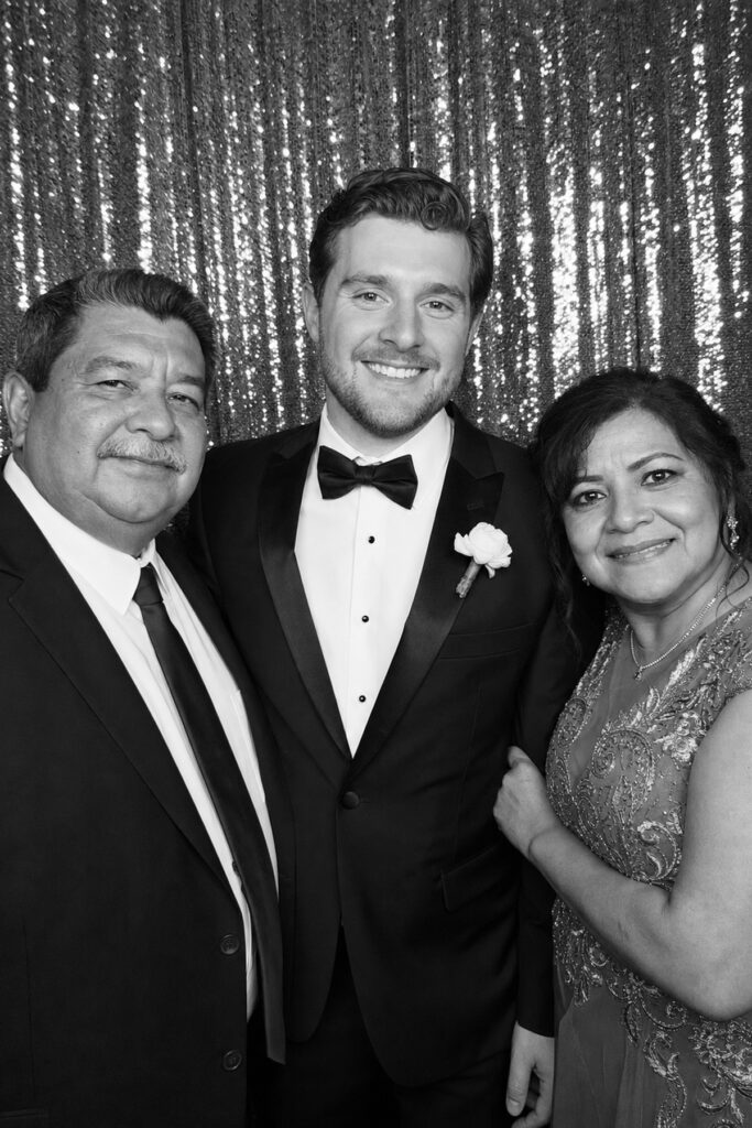 wedding_photobooth_bw_04